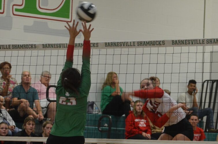 Jets Claim Milk Jug With Sweep of Shamrocks